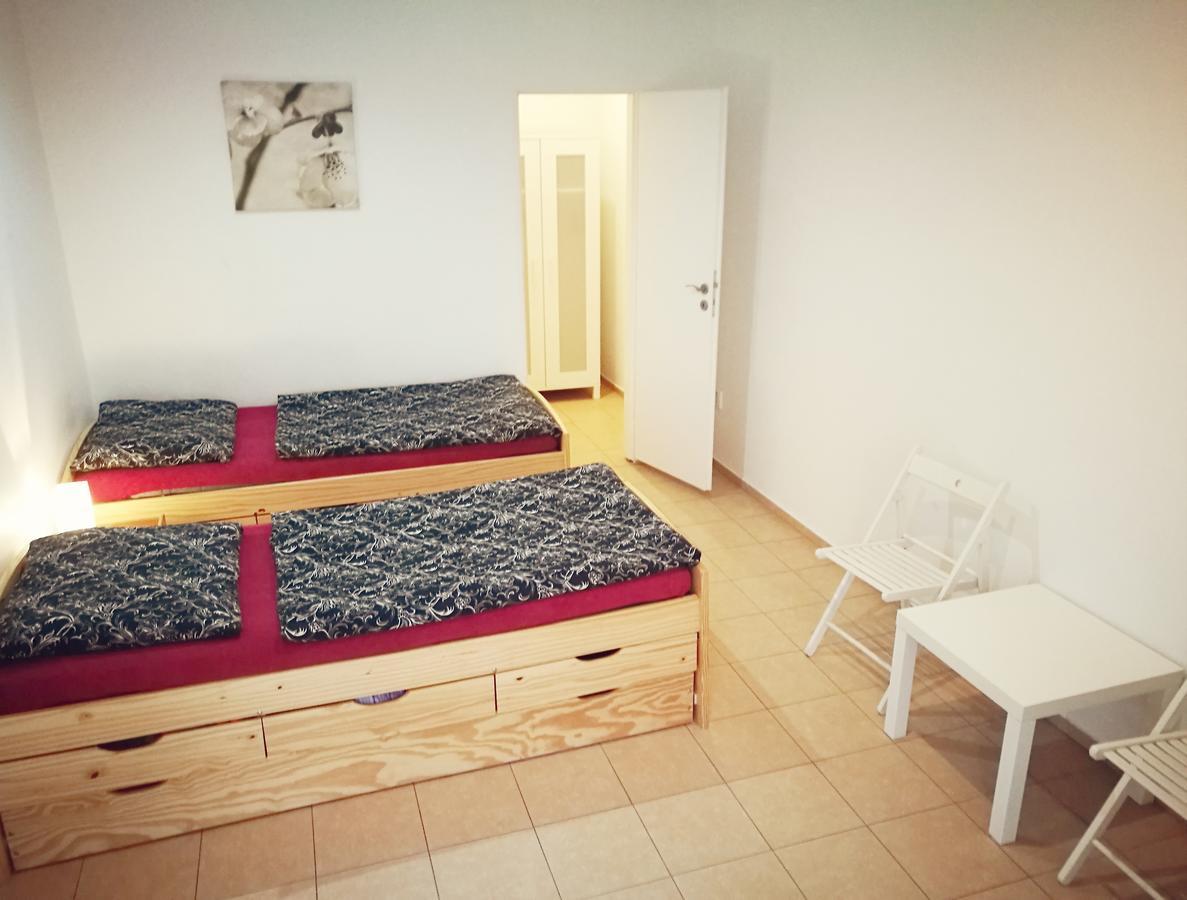 Hostel River Plzen Bagian luar foto